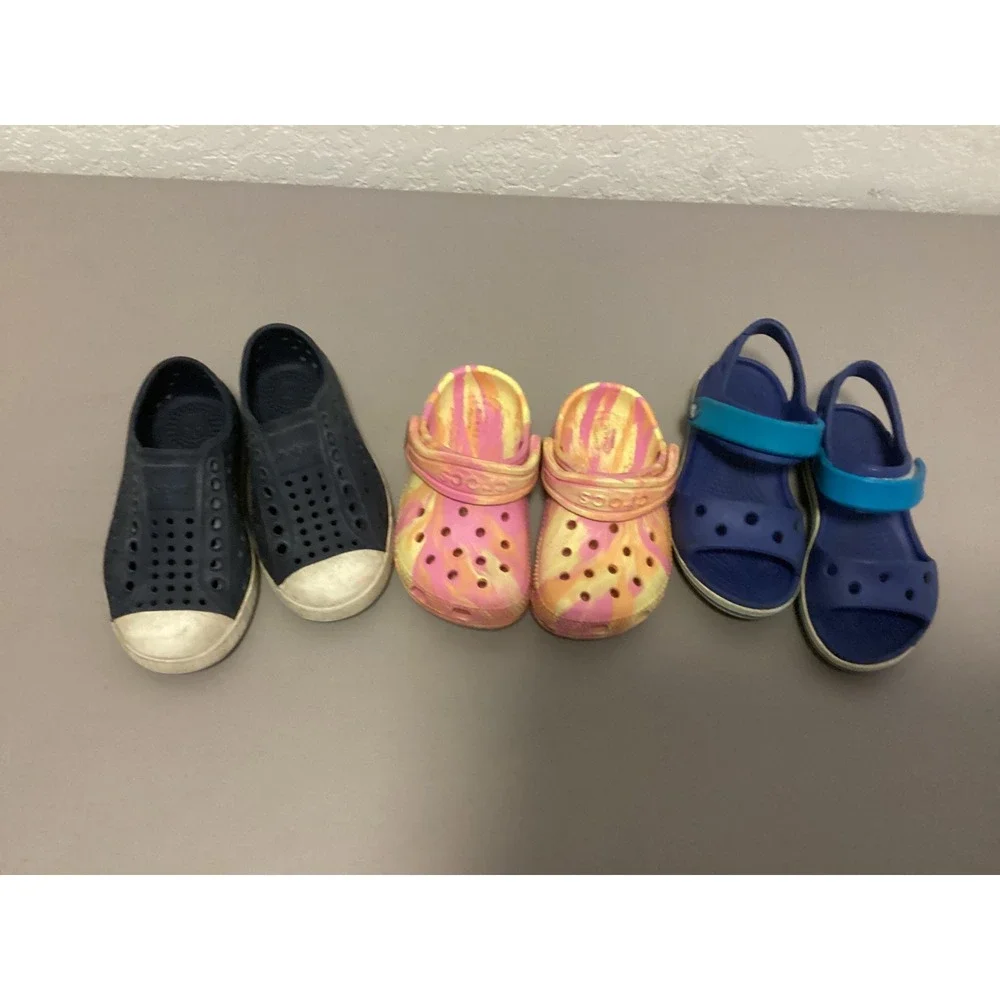 CROCS pairs shoes